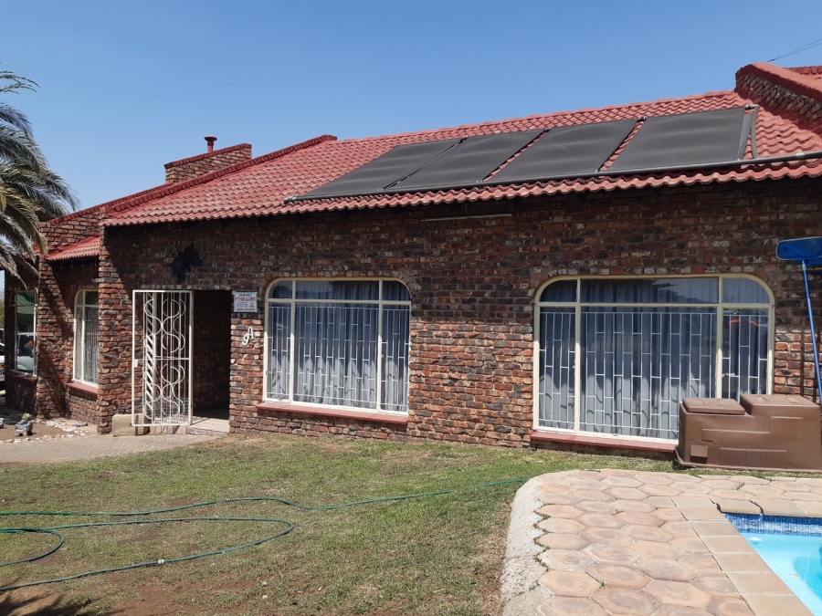 3 Bedroom Property for Sale in Morelig Free State